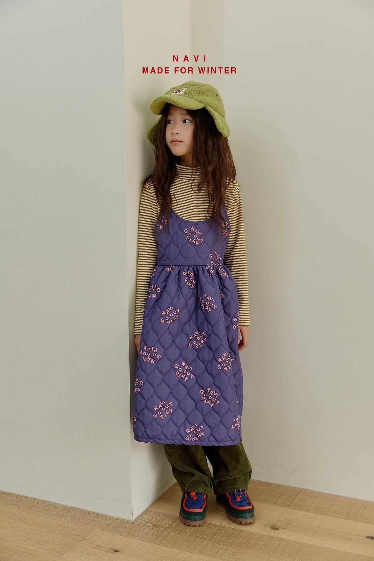 《予約》Snug Stripe Mock Neck Tee / NAVI
