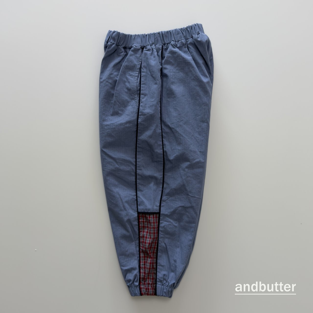 《予約》Side Line Jogger Pants / ANDBUTTER