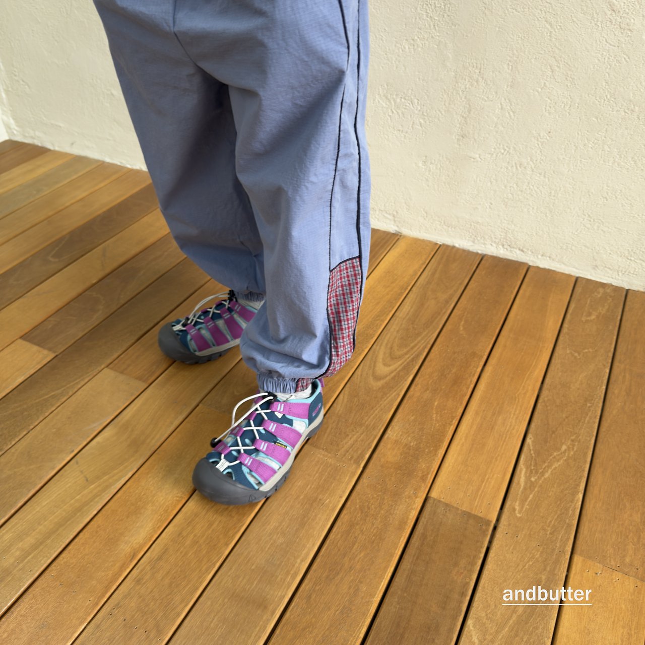 《予約》Side Line Jogger Pants / ANDBUTTER