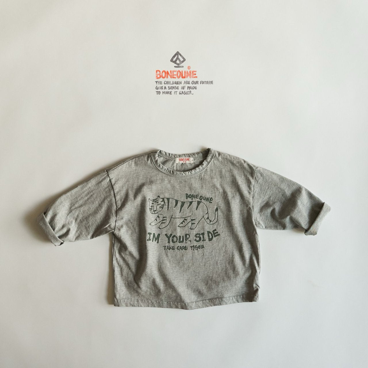 《予約》Friendly Tiger tee / Boneoune