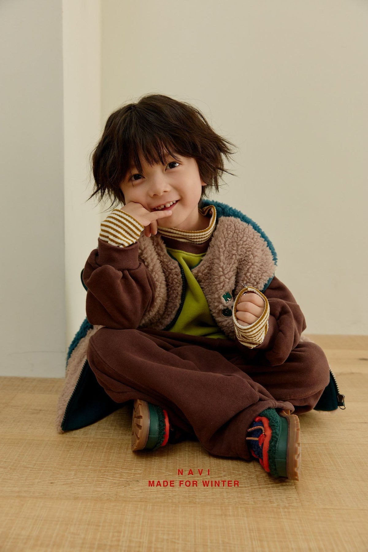《予約》Mood Raglan Sweatshirt / NAVI