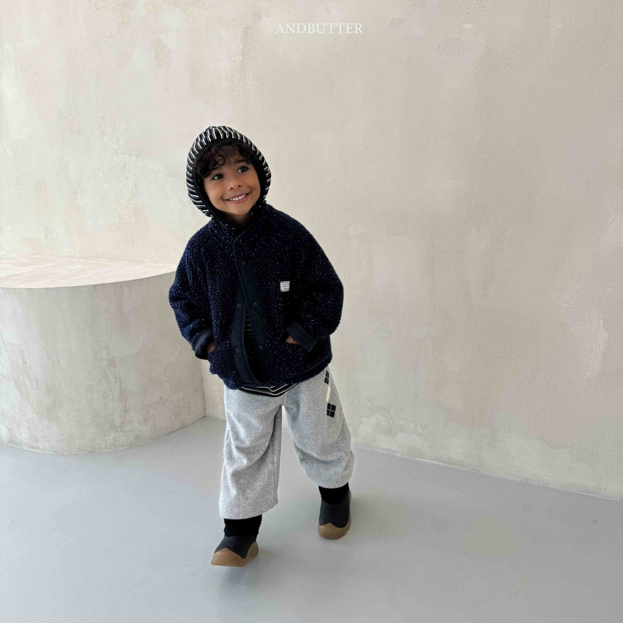 《予約》Neff Reversible Jumper / andbutter