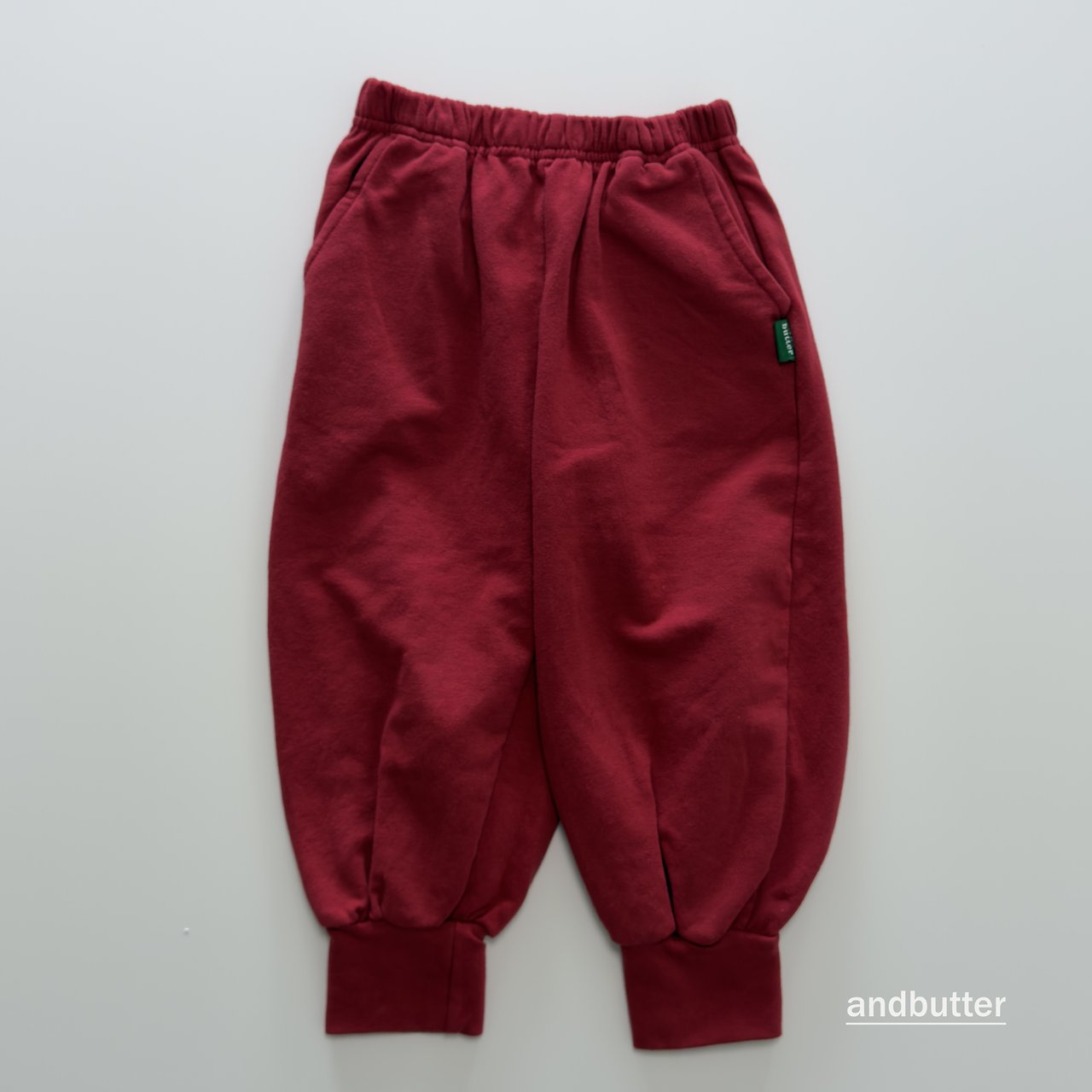 《予約》Rib Jogger Pants / ANDBUTTER