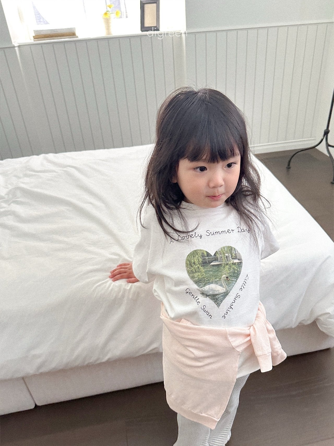 《予約》Pure Swan Tee (kids) / digreen