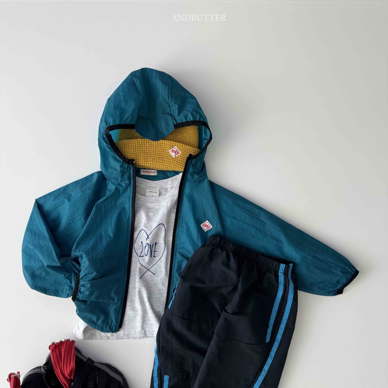 《予約》Light Wind Hoodie / andbutter