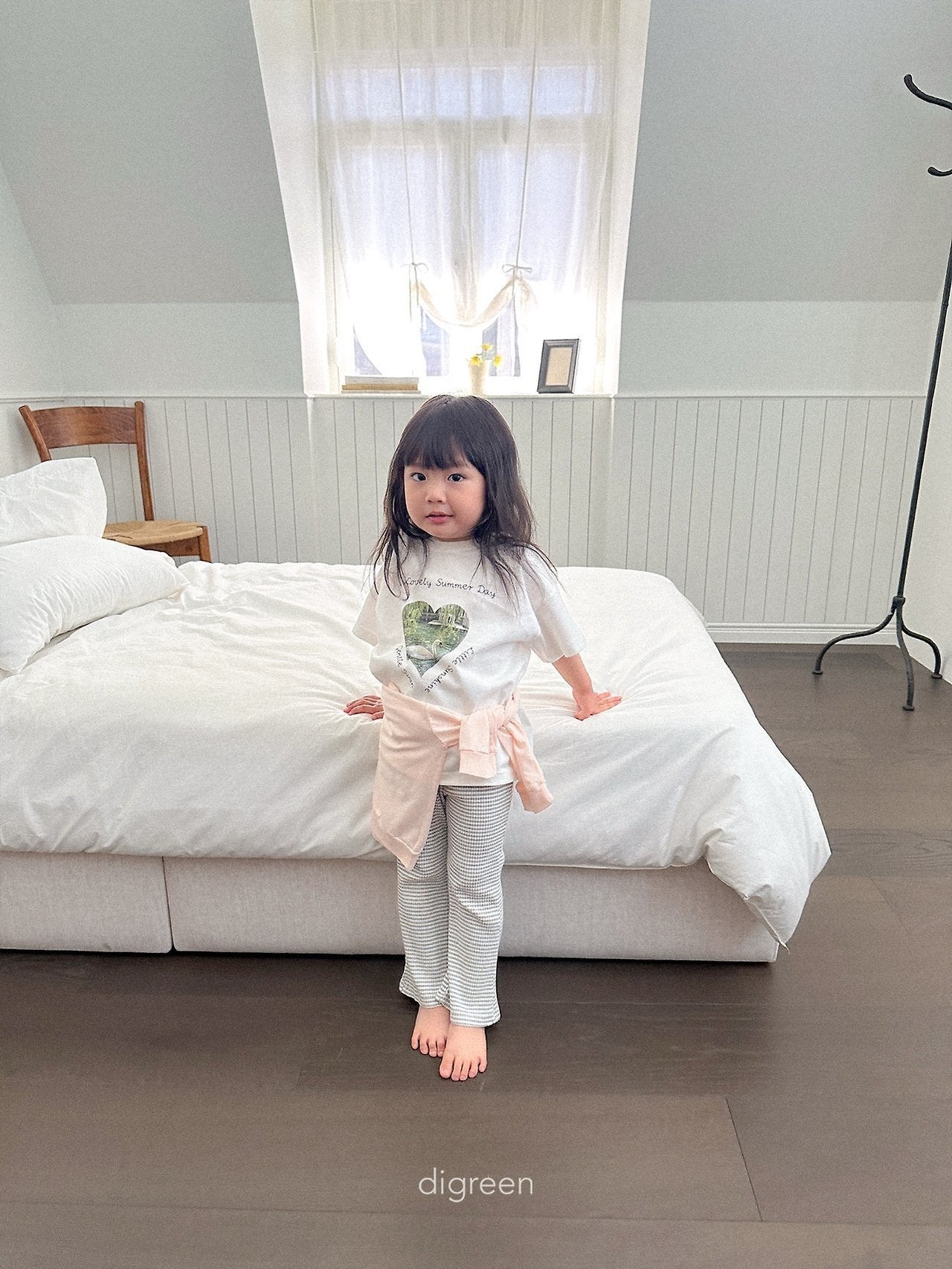 《予約》Pure Swan Tee (kids) / digreen