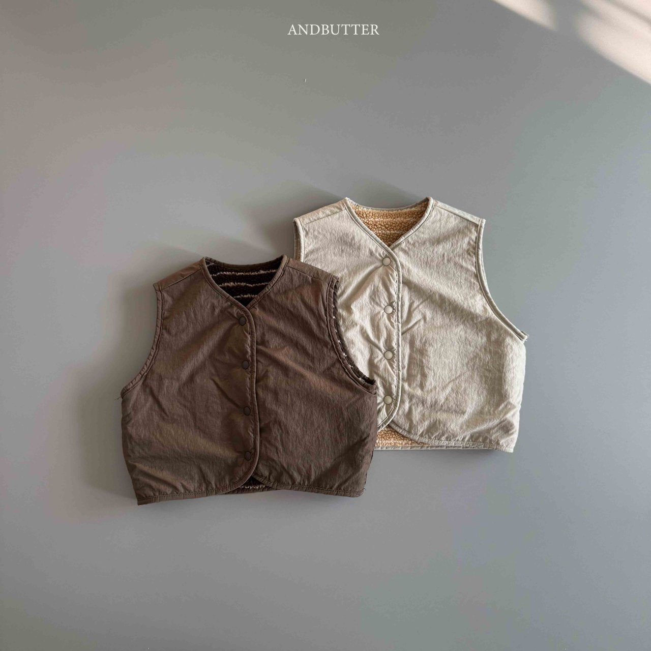 《予約》Reversible ST Dumble Vest / andbutter