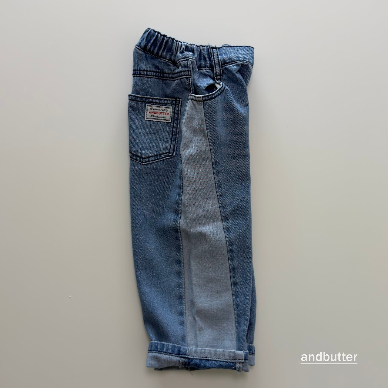 《予約》Curved  Denim Pants / ANDBUTTER