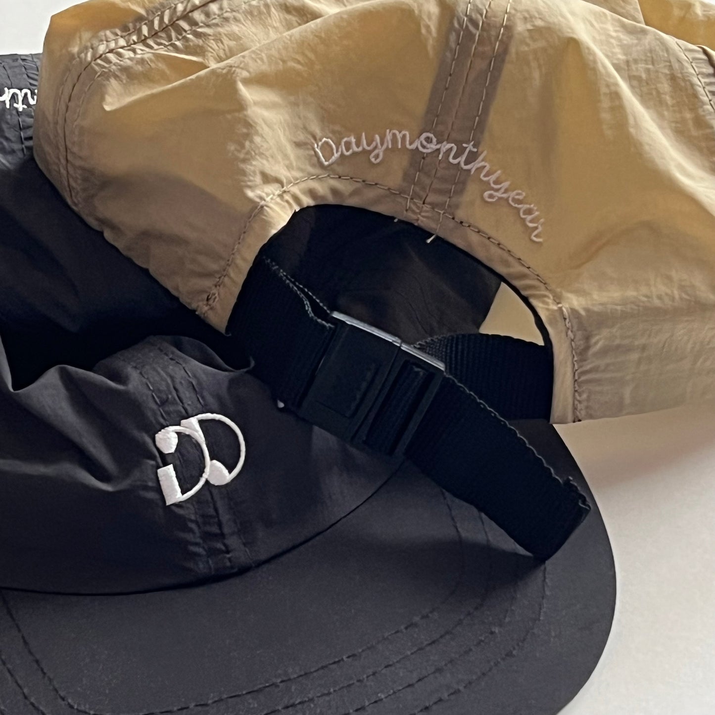 《beige残り1点》Nylon logo cap