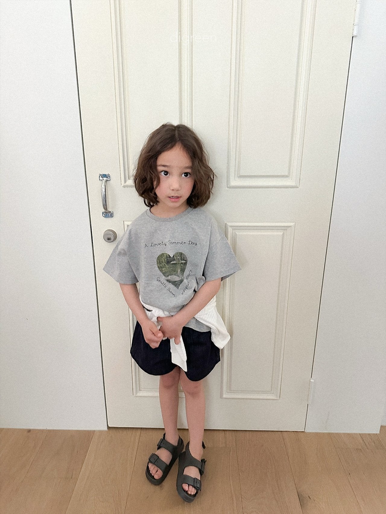 《予約》Pure Swan Tee (kids) / digreen