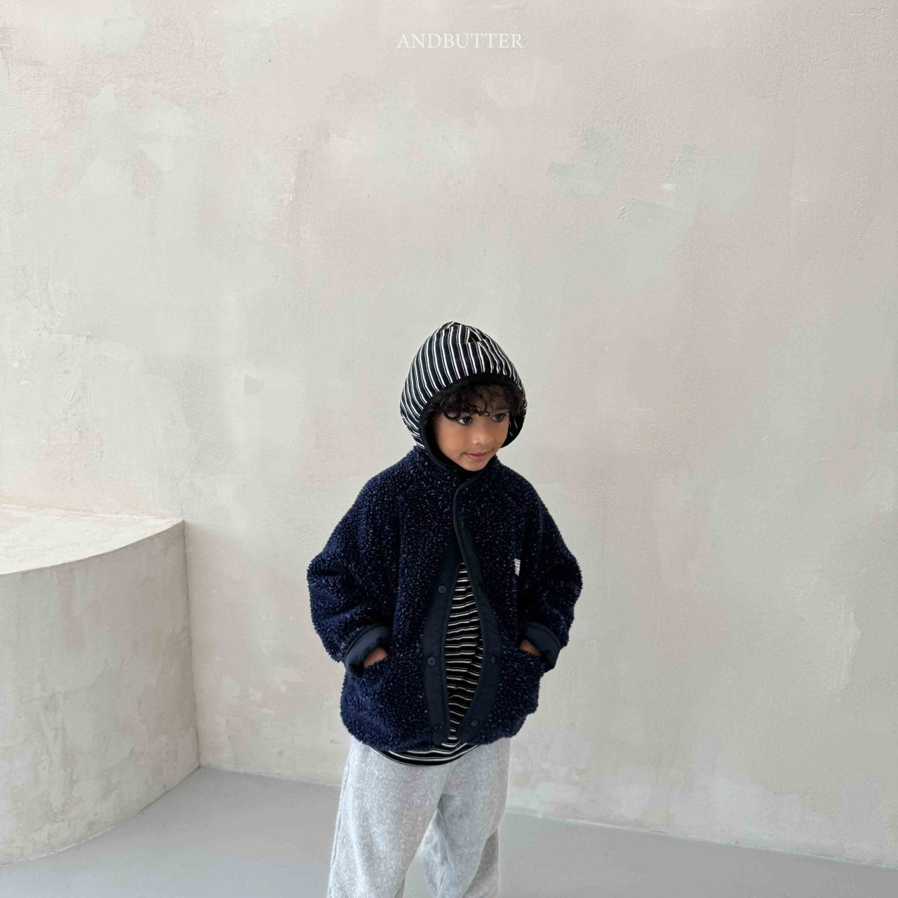 《予約》Neff Reversible Jumper / andbutter