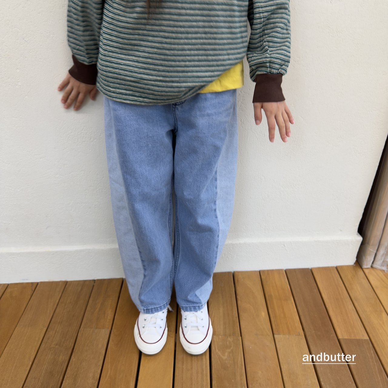 《予約》Curved  Denim Pants / ANDBUTTER