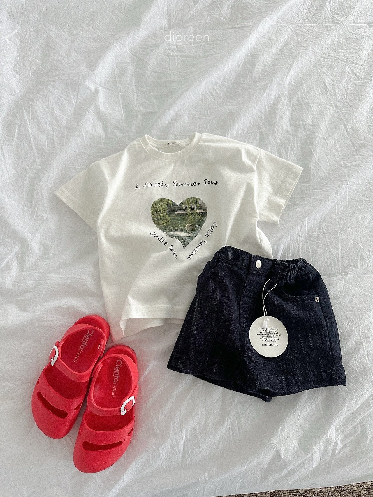 《予約》Pure Swan Tee (kids) / digreen
