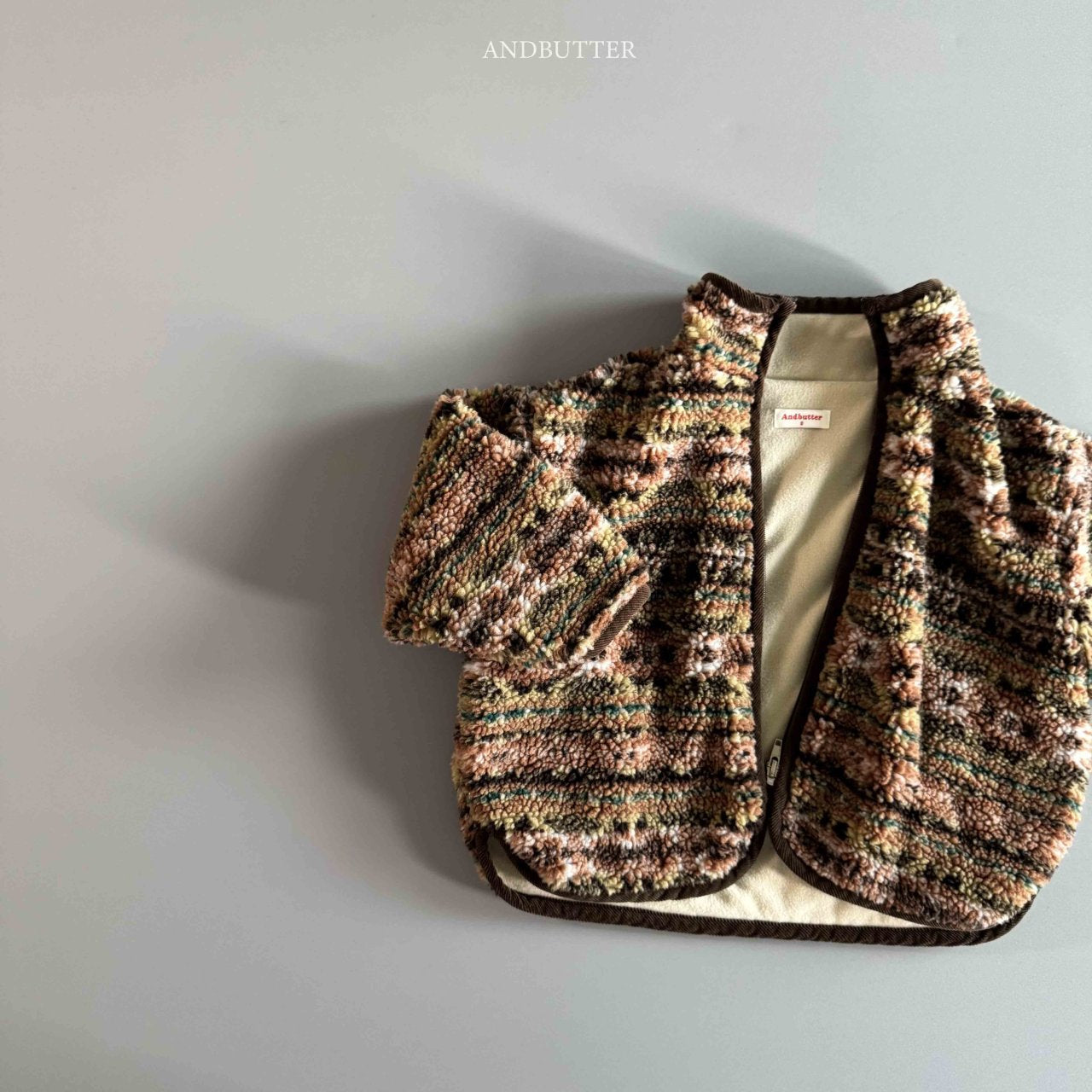 《予約》Nordic Line Jumper / andbutter