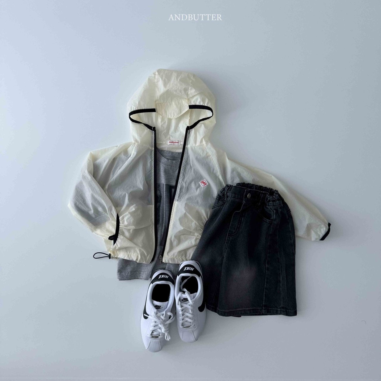 《予約》Light Wind Hoodie / andbutter
