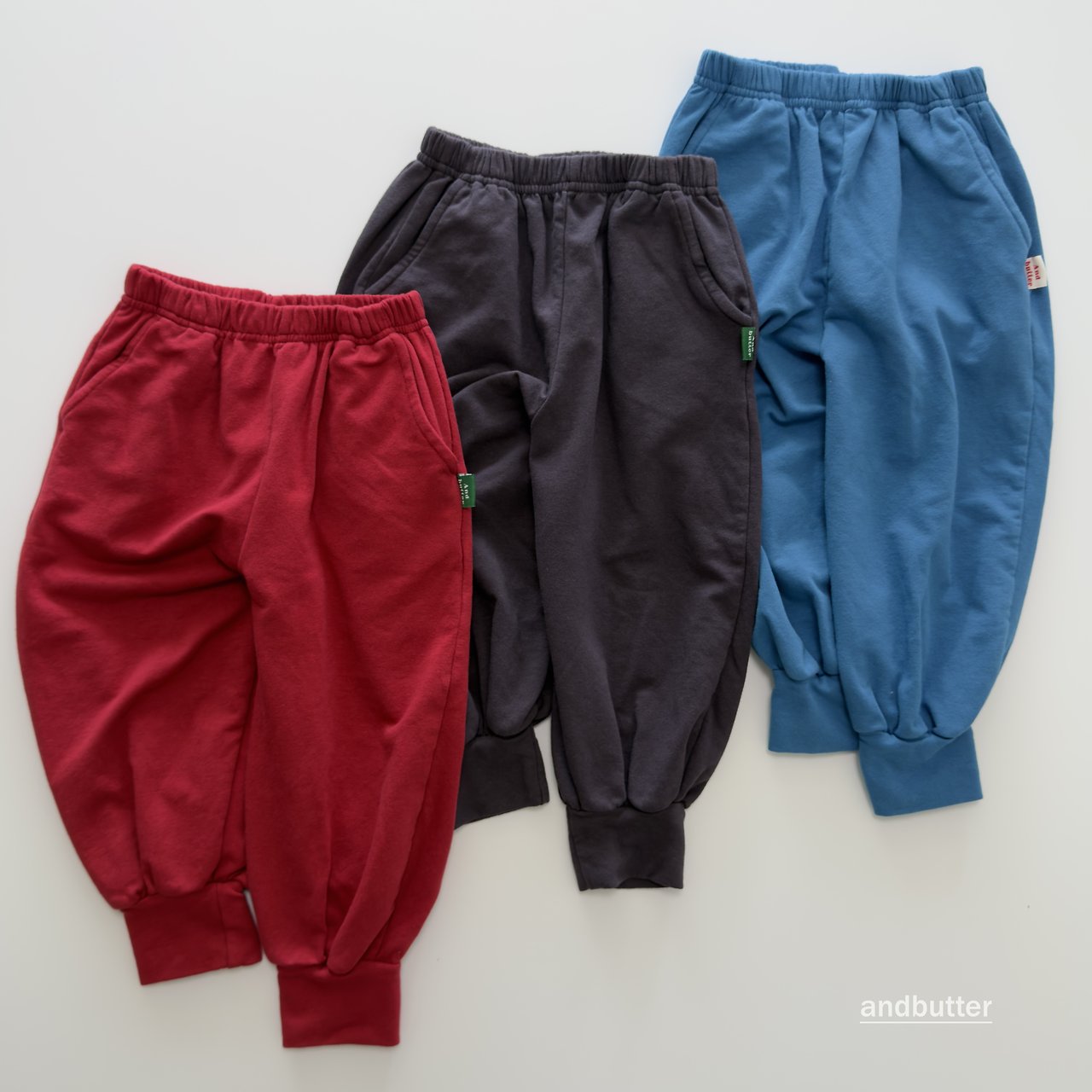 《予約》Rib Jogger Pants / ANDBUTTER