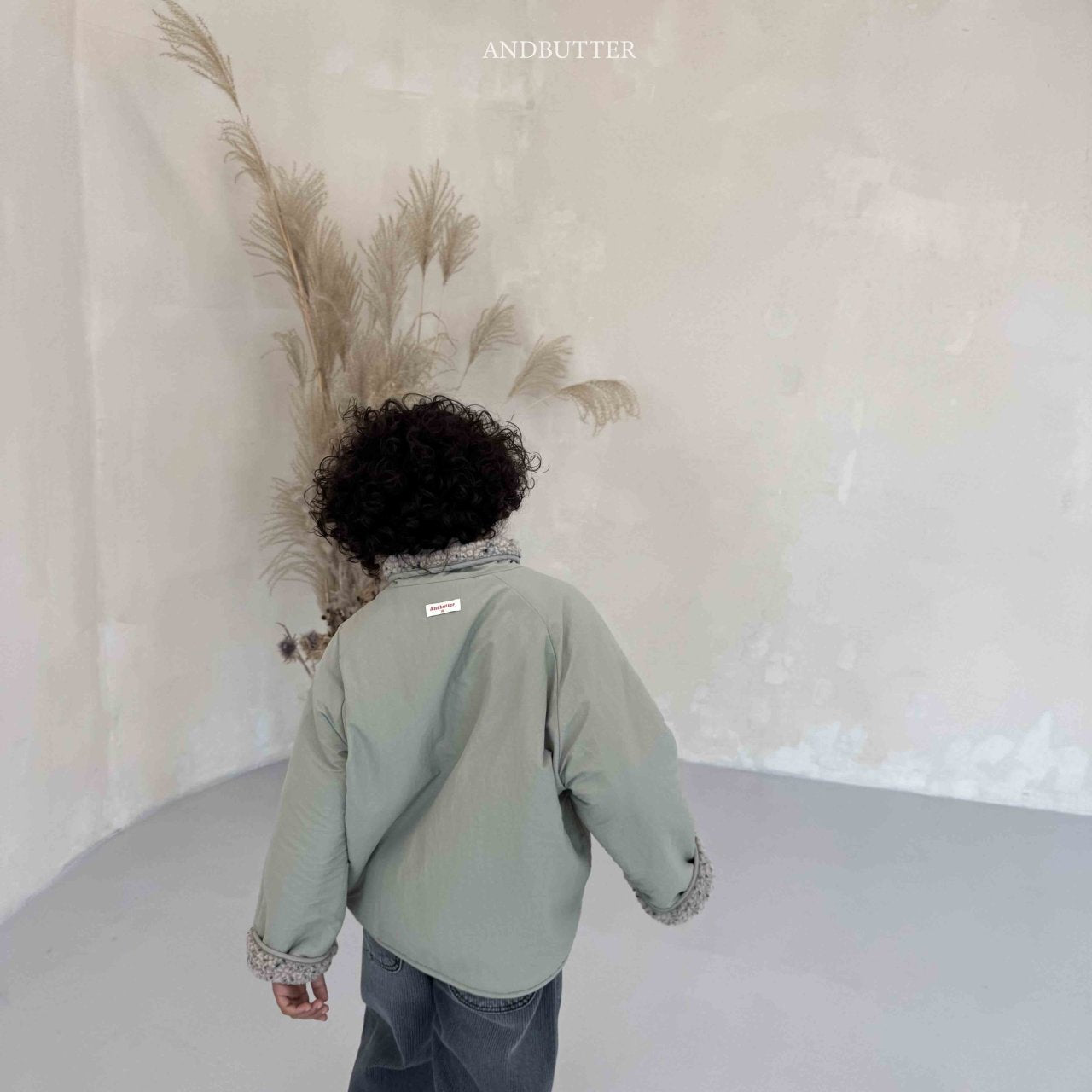 《予約》Neff Reversible Jumper / andbutter