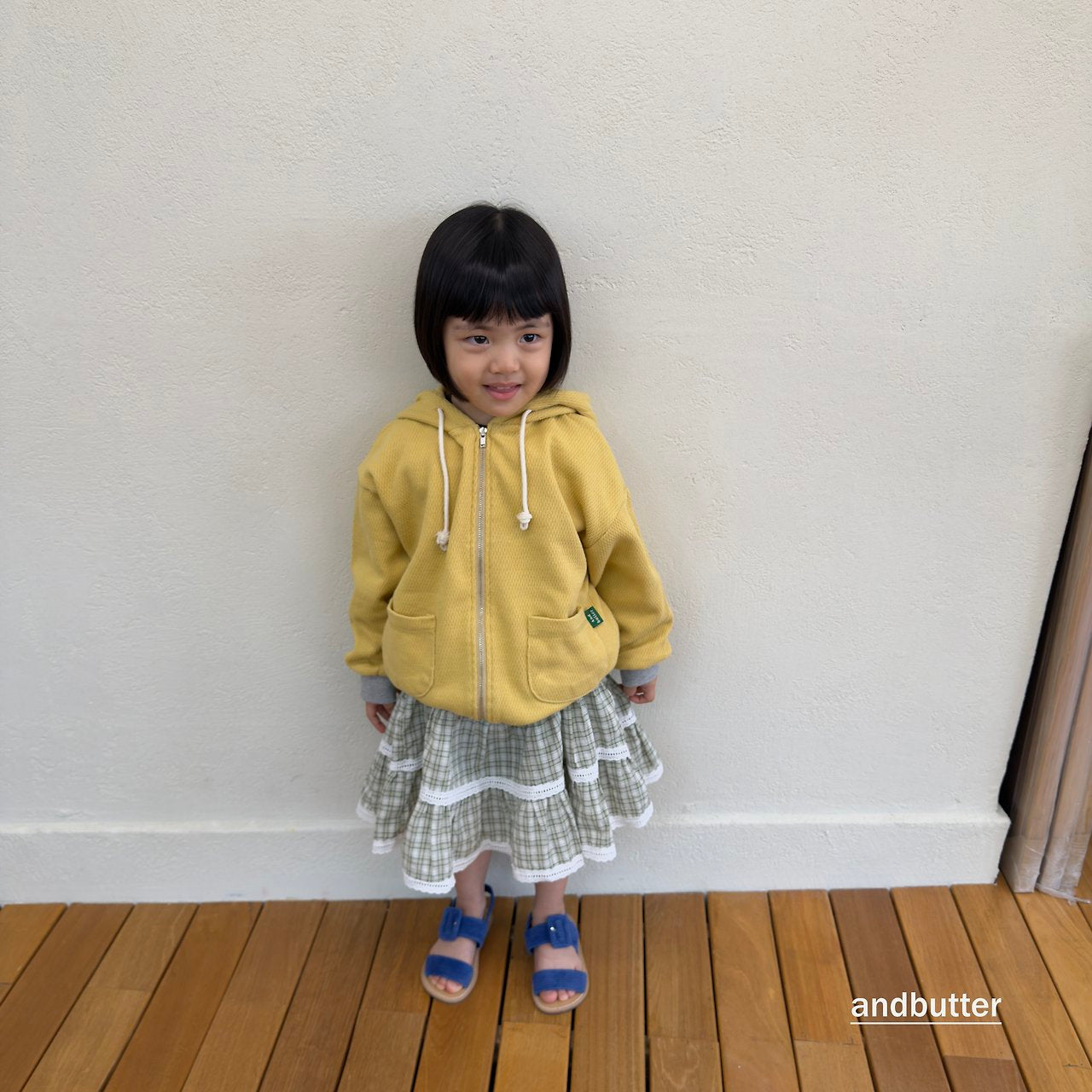 《予約》Tone-on-Tone Pocket Zip-Up Hoodie / ANDBUTTER