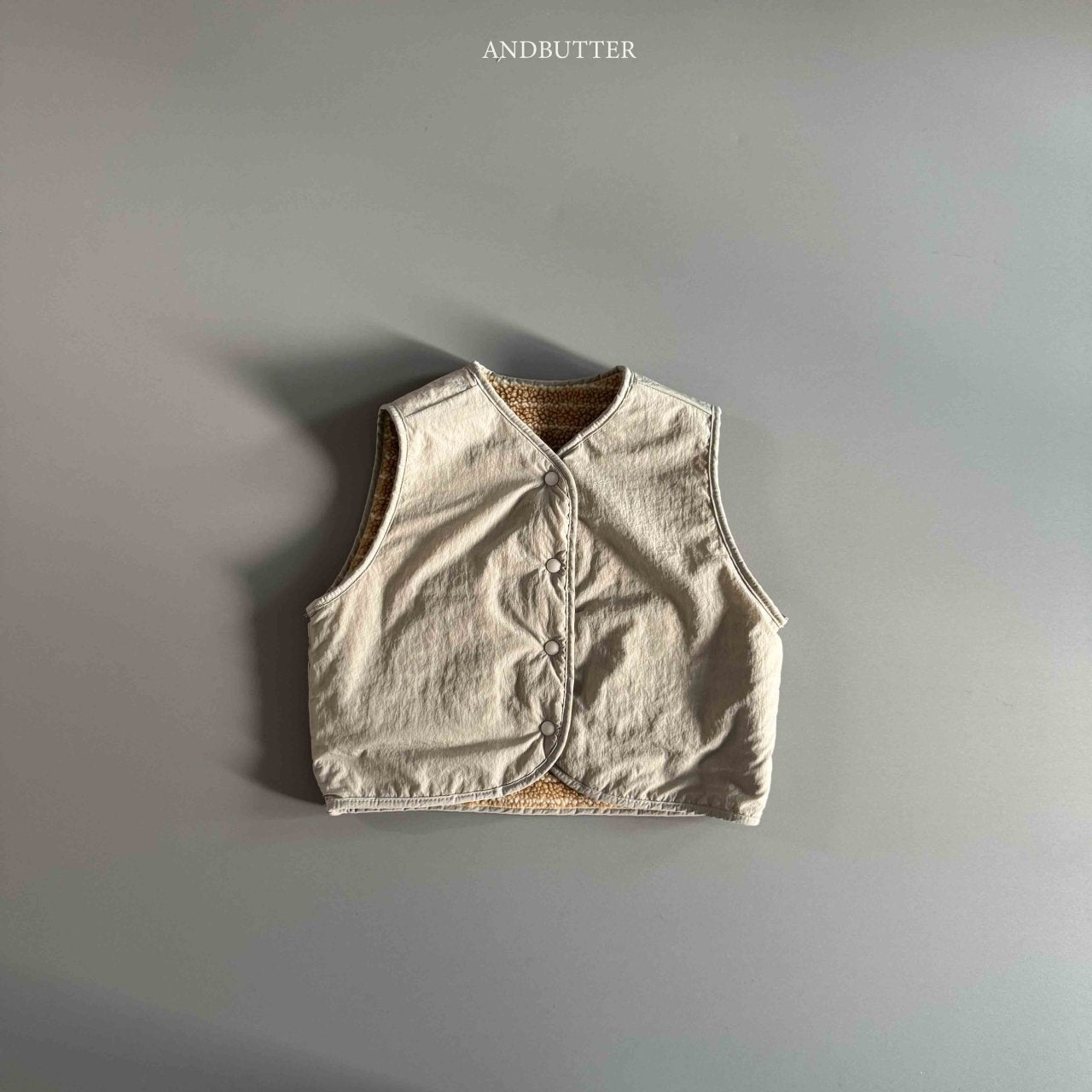 《予約》Reversible ST Dumble Vest / andbutter