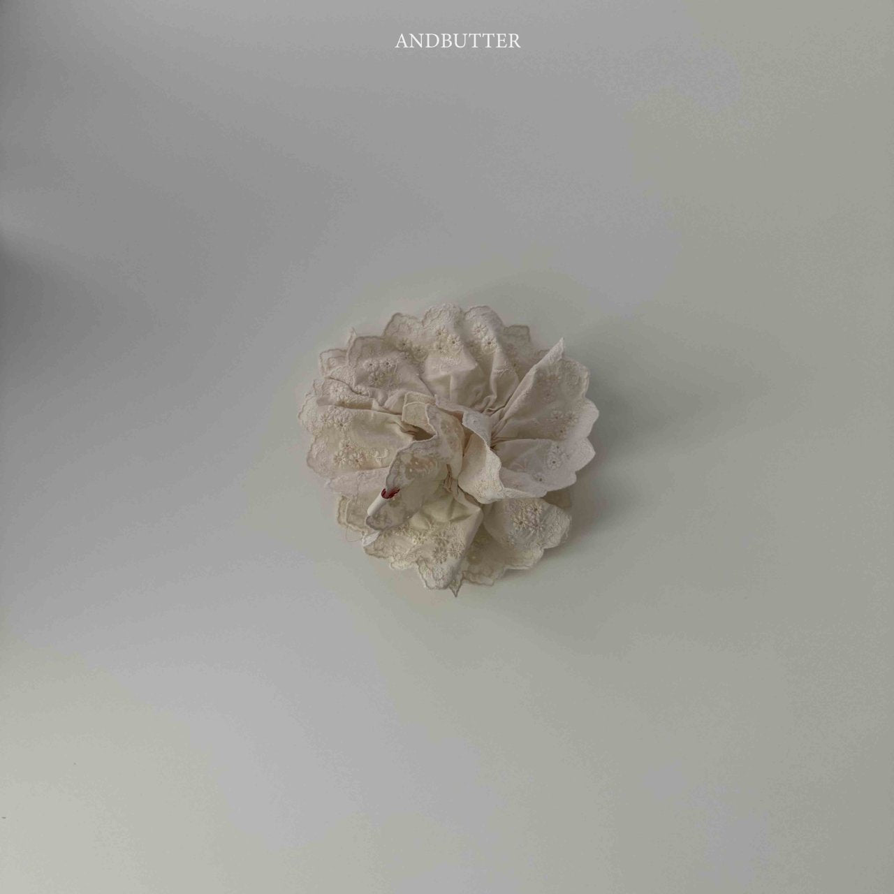 《予約》Candy lace scrunchies / andbutter