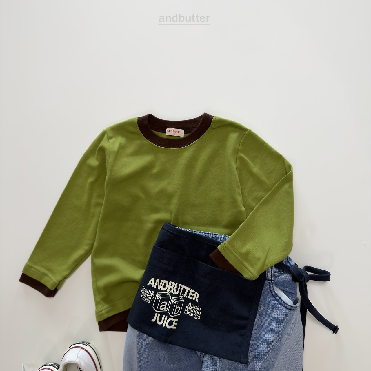 《予約》Curved  Denim Pants / ANDBUTTER