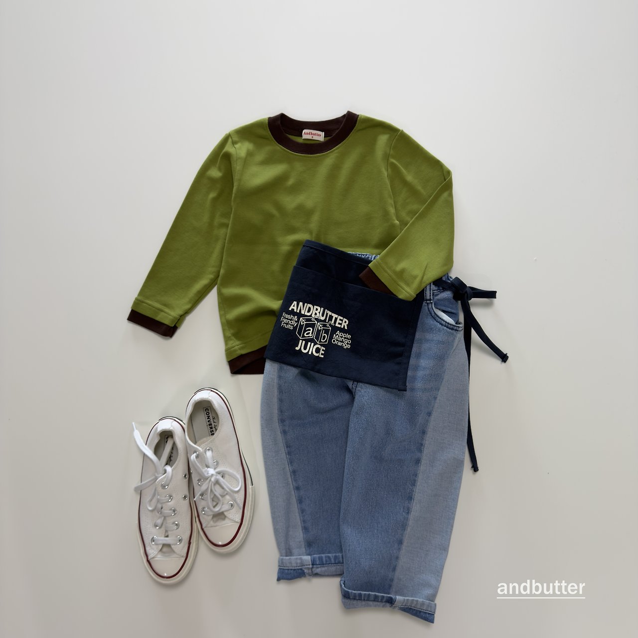 《予約》Curved  Denim Pants / ANDBUTTER