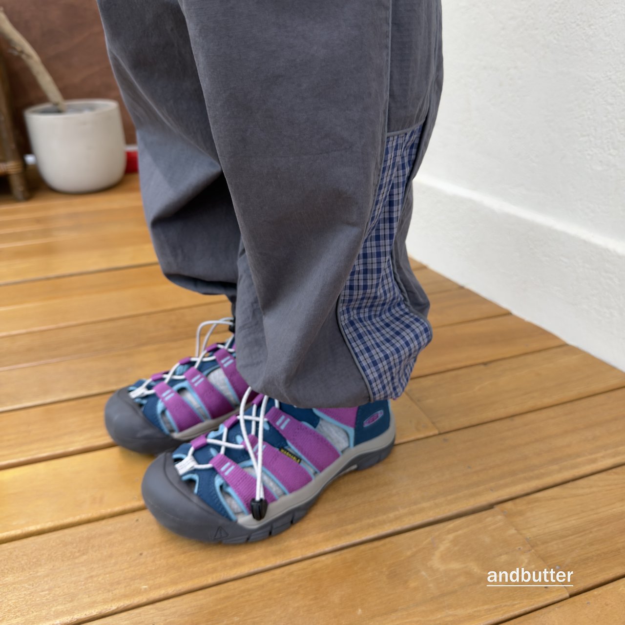 《予約》Side Line Jogger Pants / ANDBUTTER