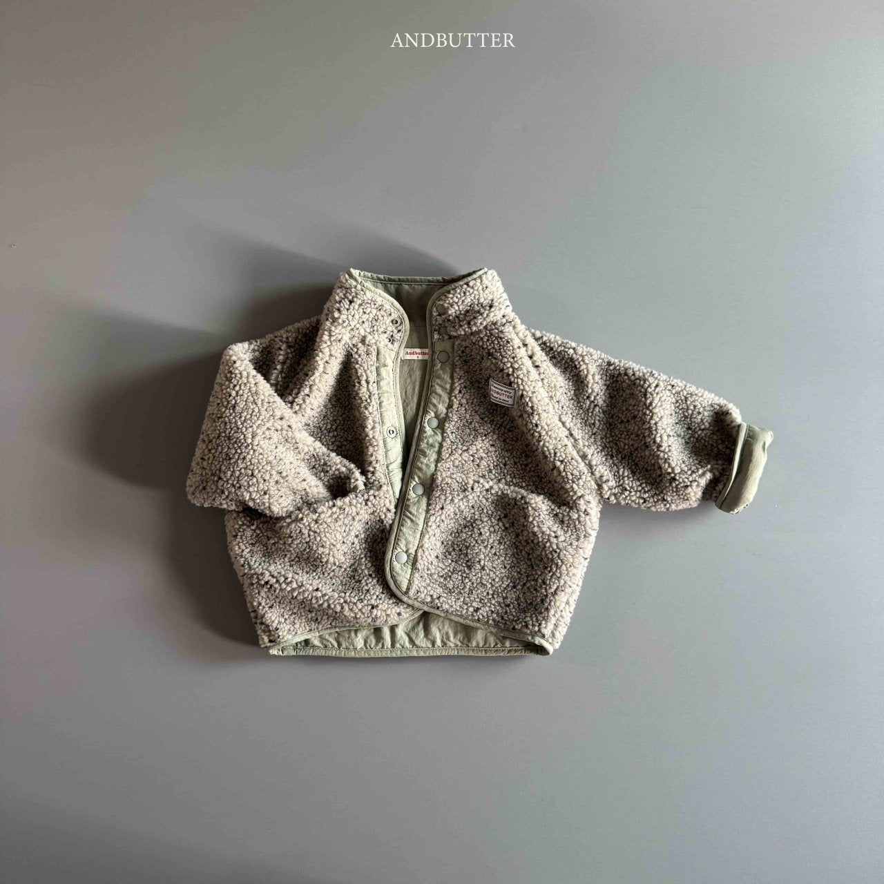 《予約》Neff Reversible Jumper / andbutter