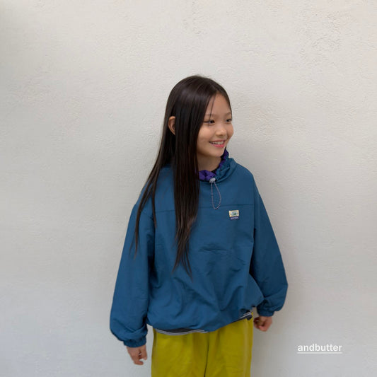 《予約》Color Neck Anorak / ANDBUTTER
