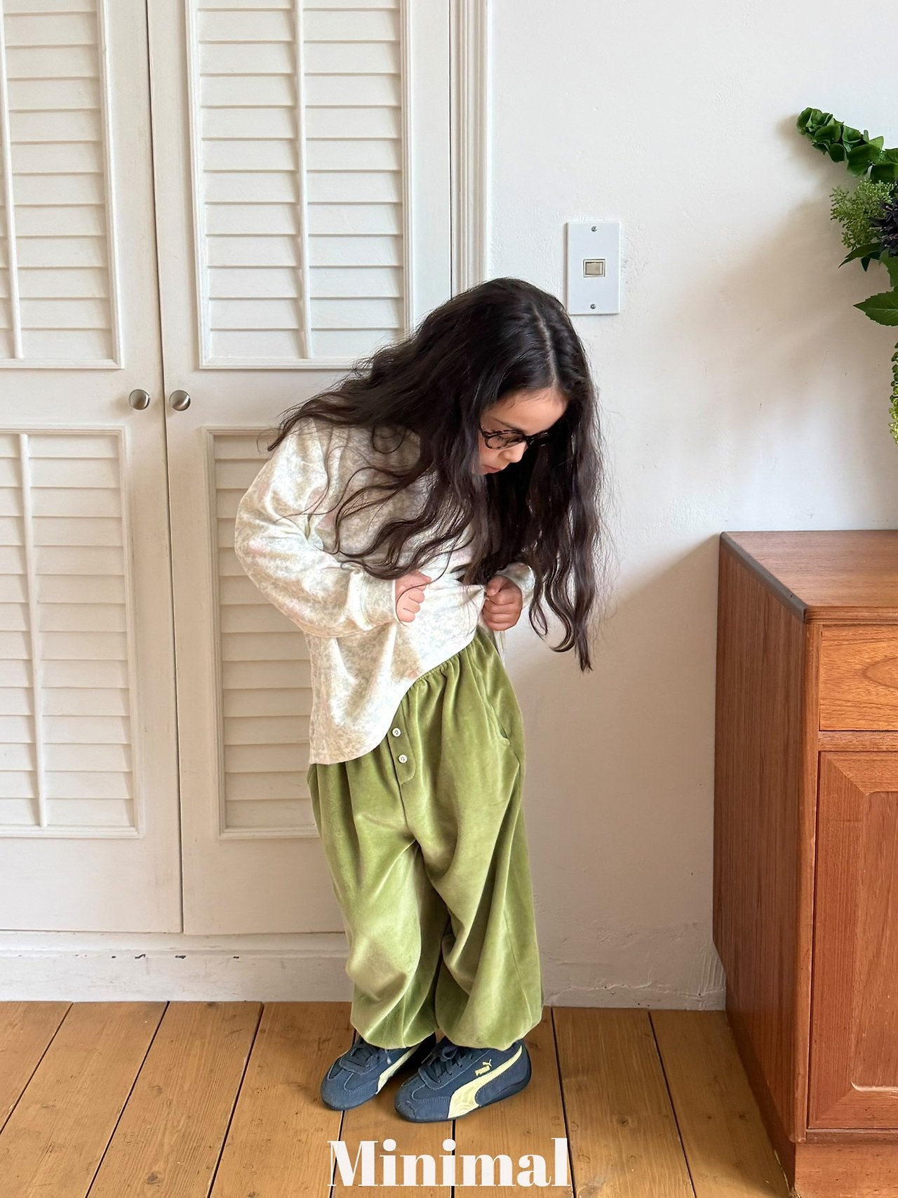 《予約》Velour Button Jogger Pants / MINIMAL