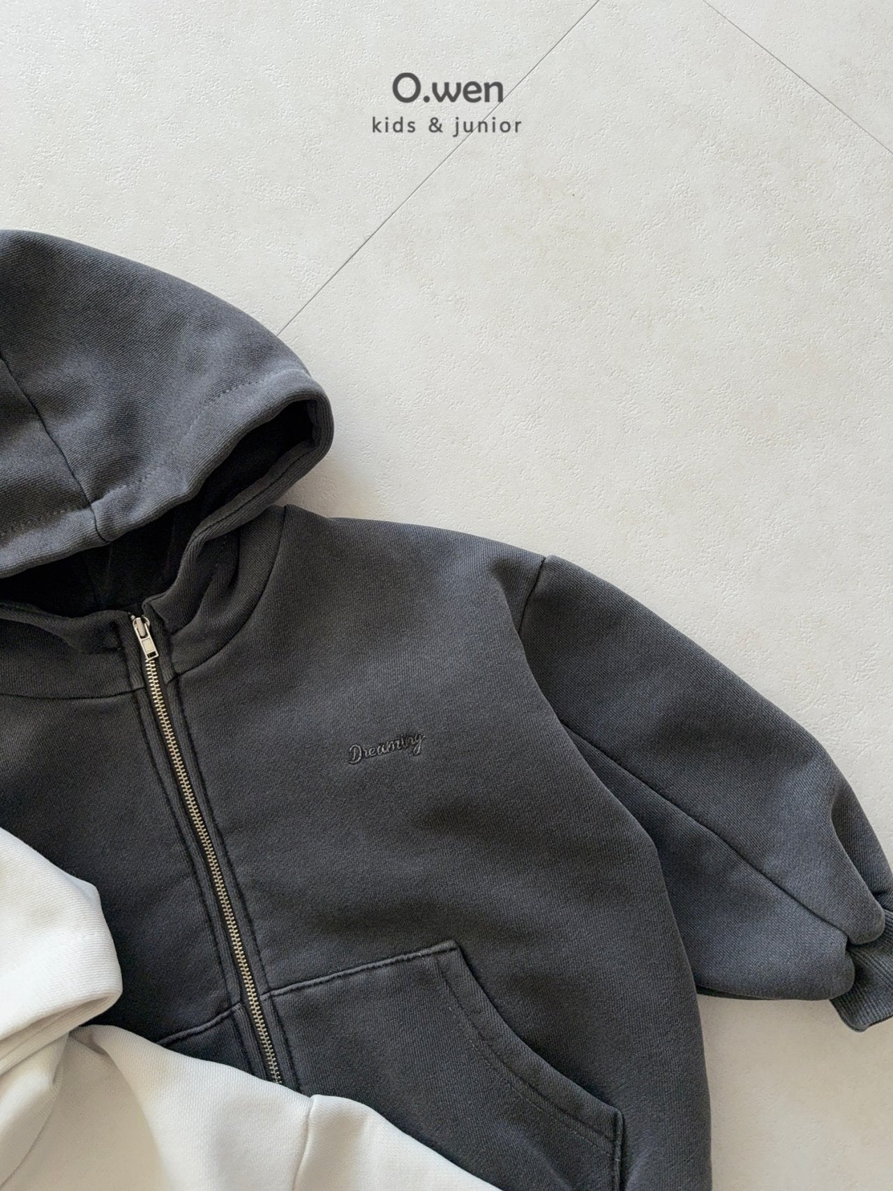 《予約》Pig Hood Zip-up / O.wen