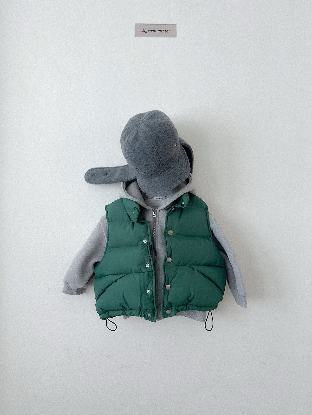 《予約》Vivid Padded Vest / digreen