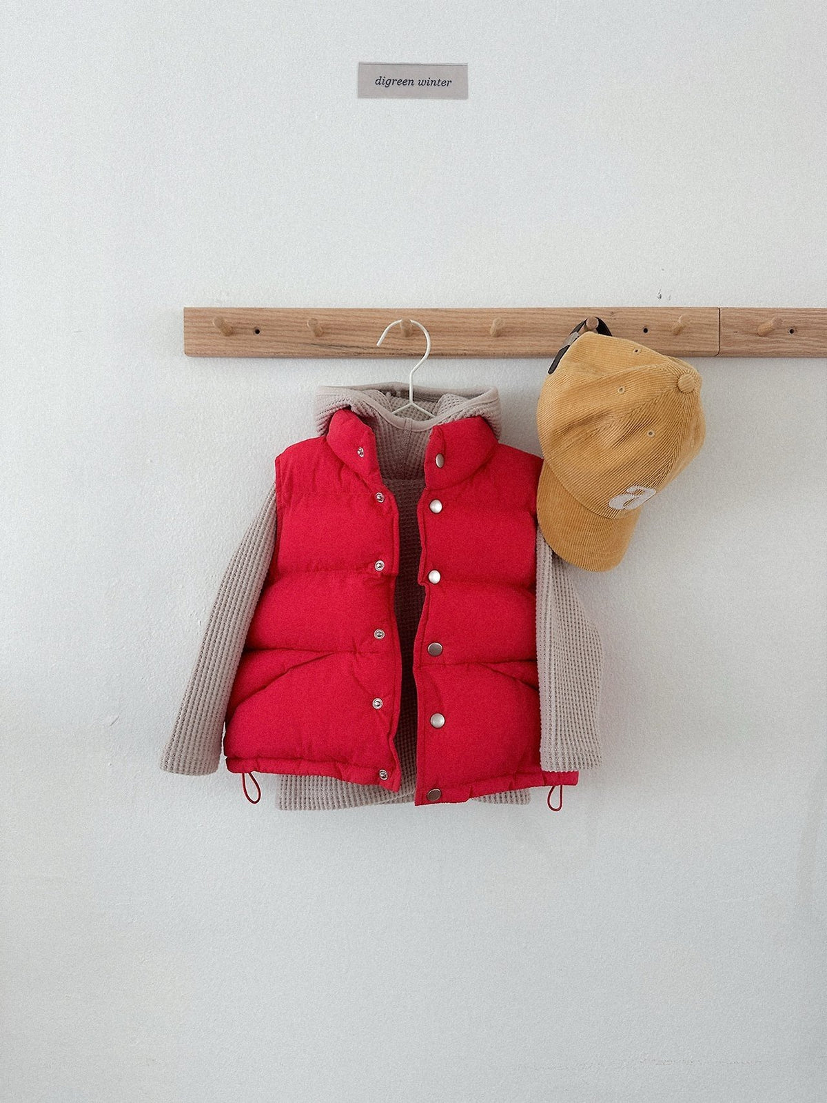 《予約》Vivid Padded Vest / digreen