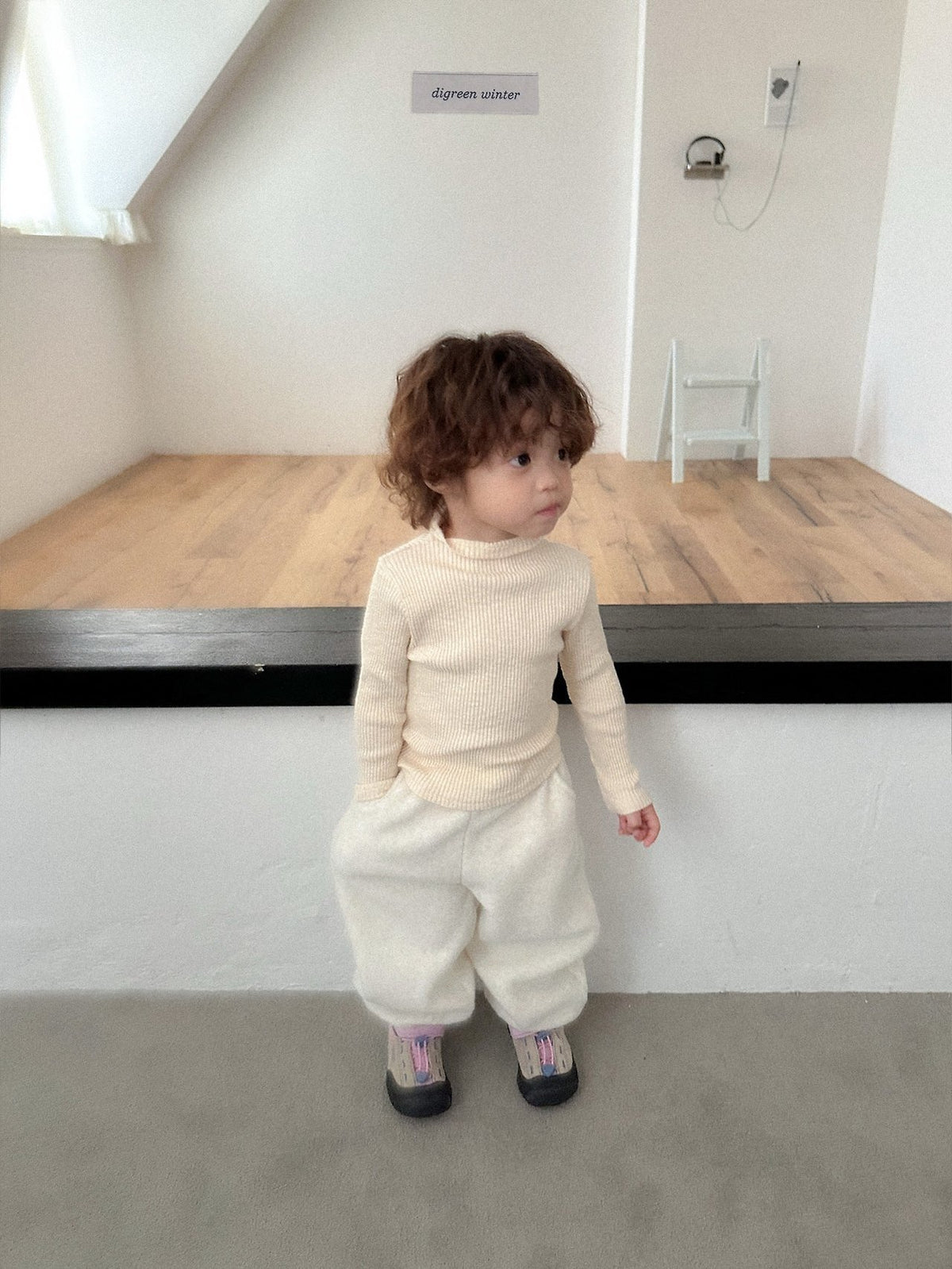 《予約》Taupe Turtle Neck Tee / digreen
