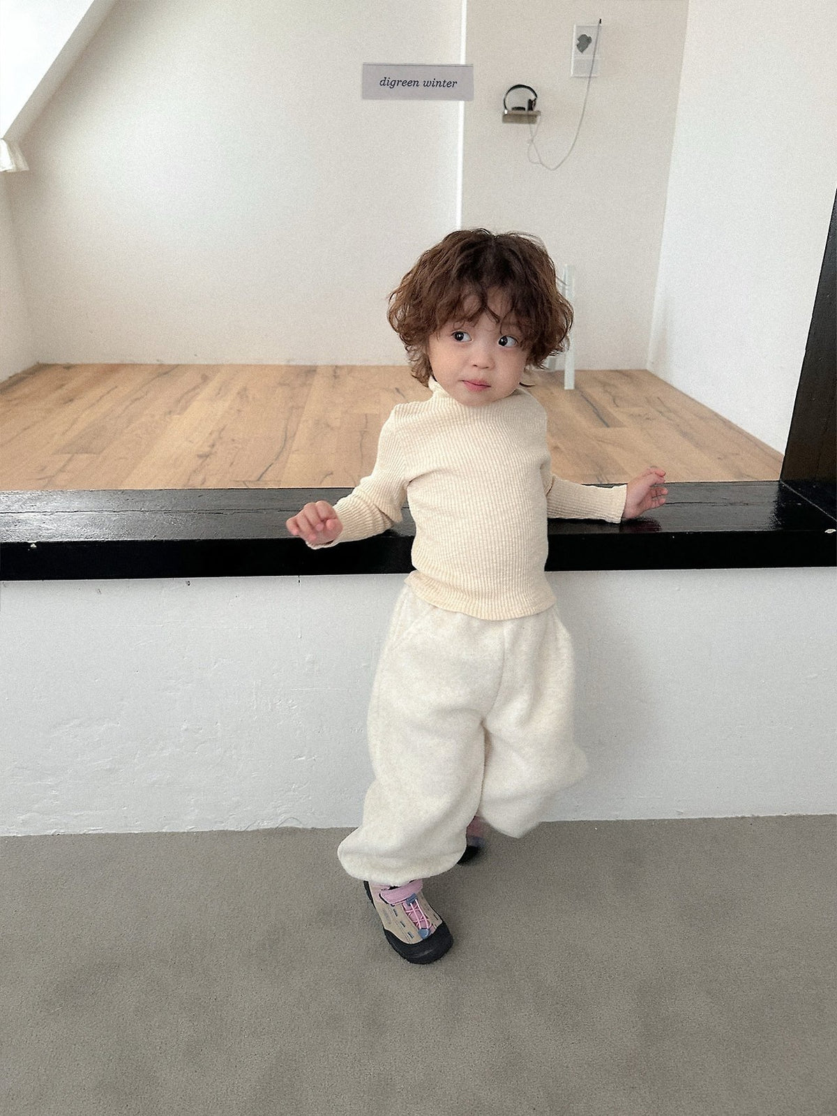《予約》Taupe Turtle Neck Tee / digreen