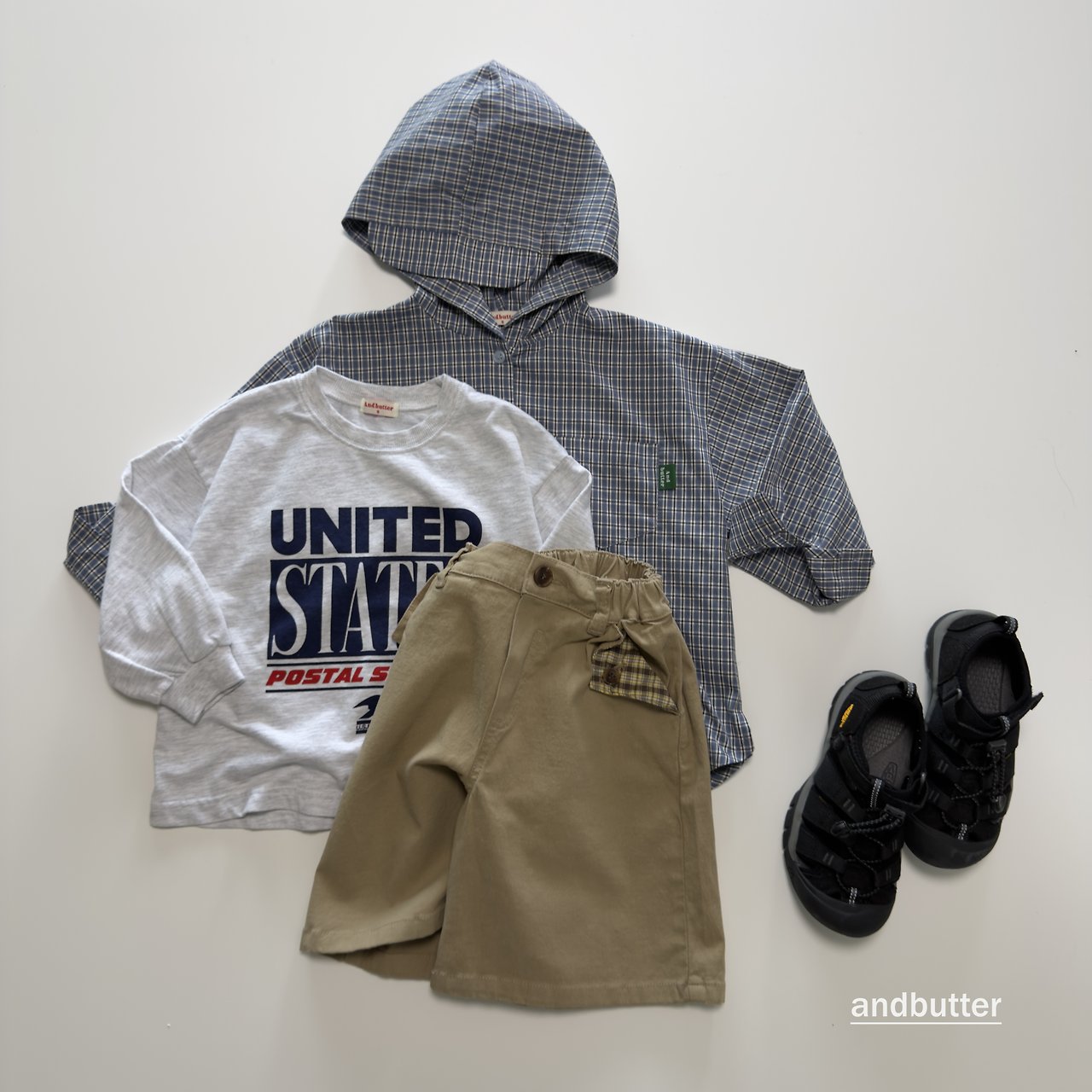 《予約》Service Graphic Tee / ANDBUTTER