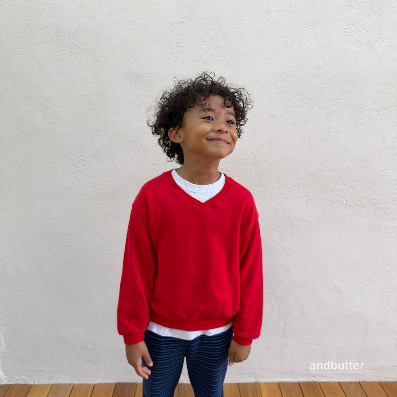 《予約》Soft V Neck Man to Man / ANDBUTTER