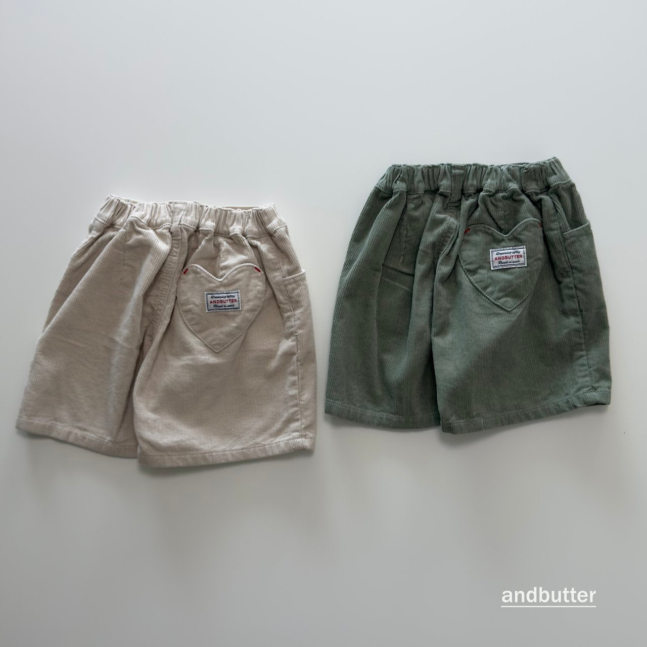 《予約》Heart Pocket Corduroy Shorts / ANDBUTTER