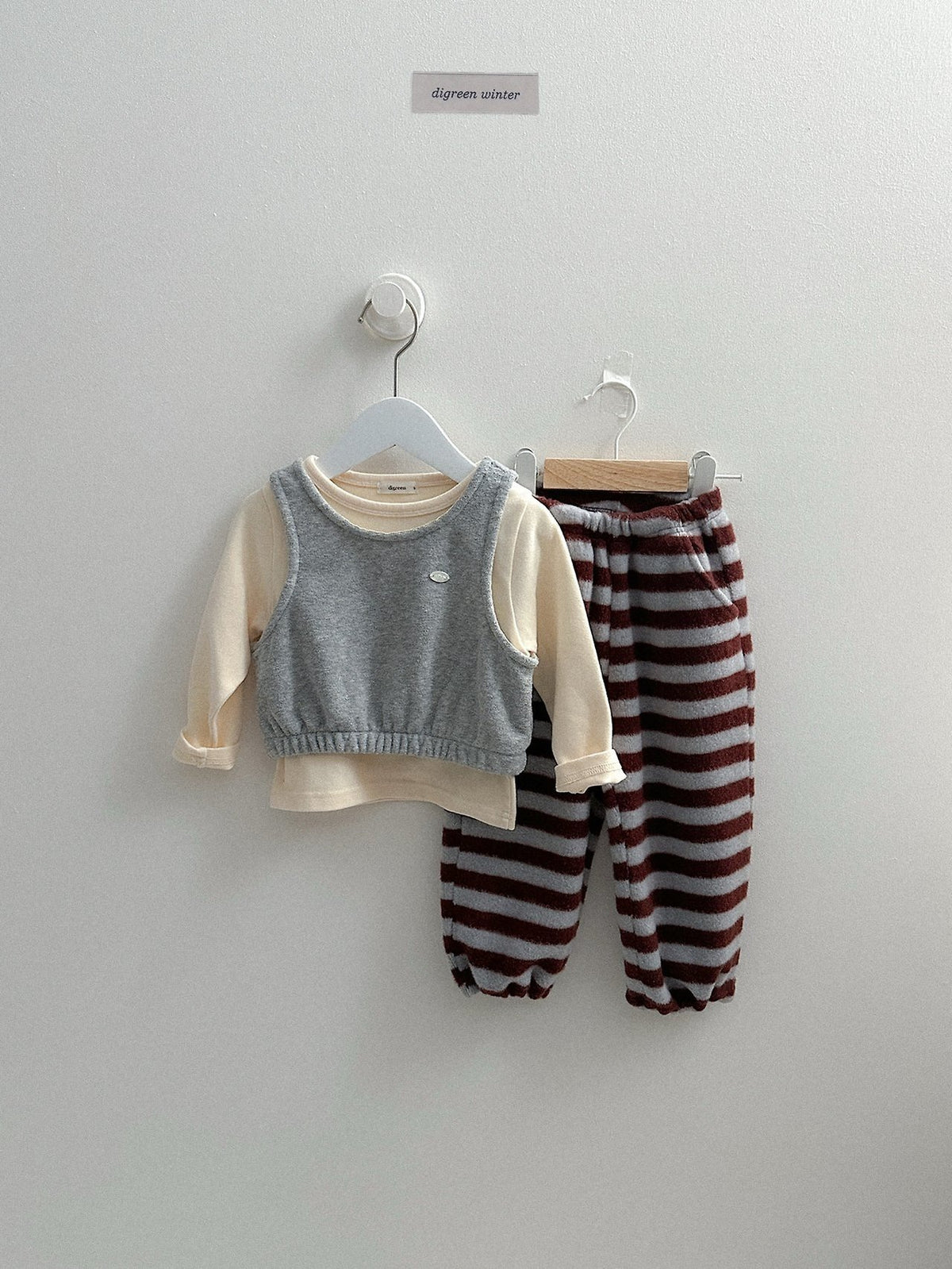 《予約》Moel Vest / digreen