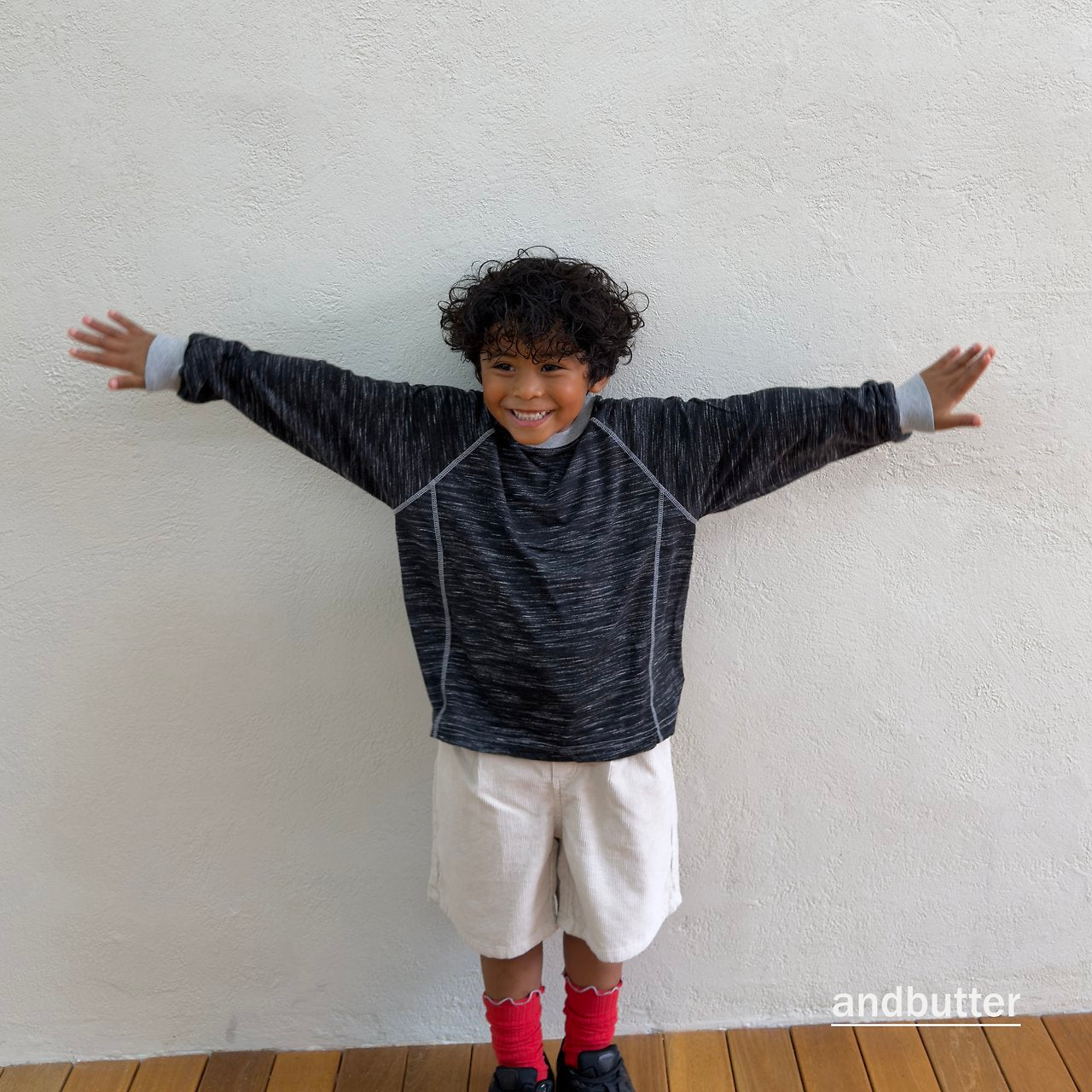 《予約》Heart Pocket Corduroy Shorts / ANDBUTTER