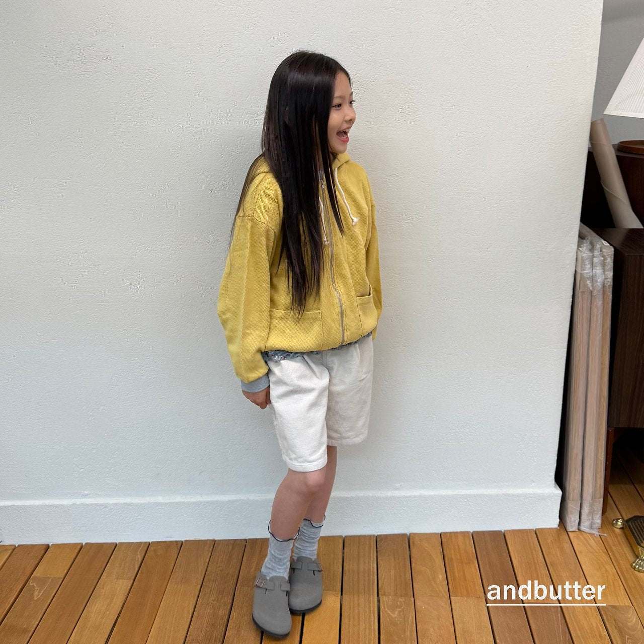 《予約》Heart Pocket Corduroy Shorts / ANDBUTTER