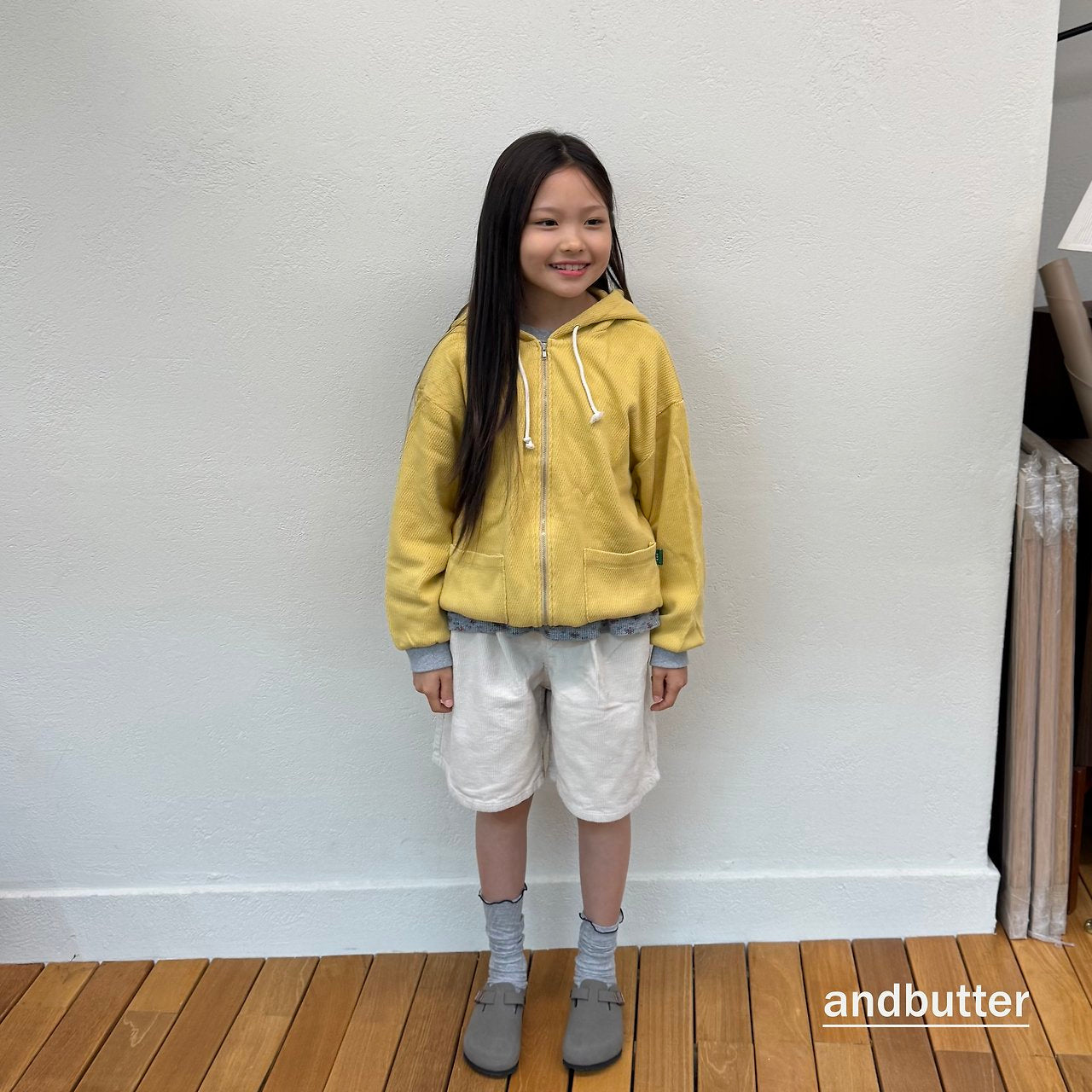 《予約》Heart Pocket Corduroy Shorts / ANDBUTTER