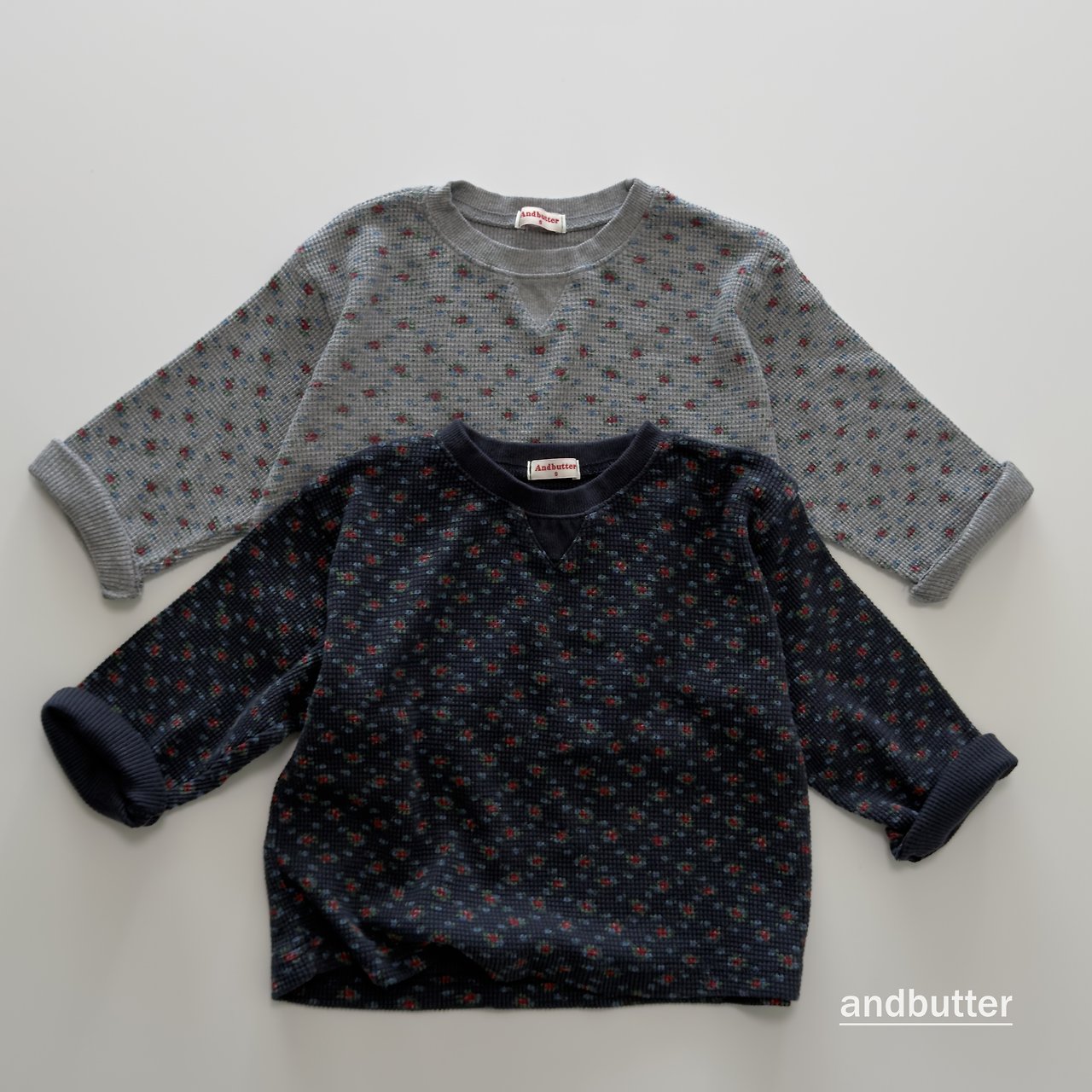 《予約》Cozy Flower T-Shirt / ANDBUTTER