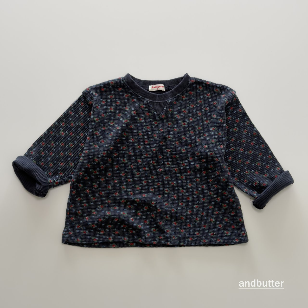 《予約》Cozy Flower T-Shirt / ANDBUTTER