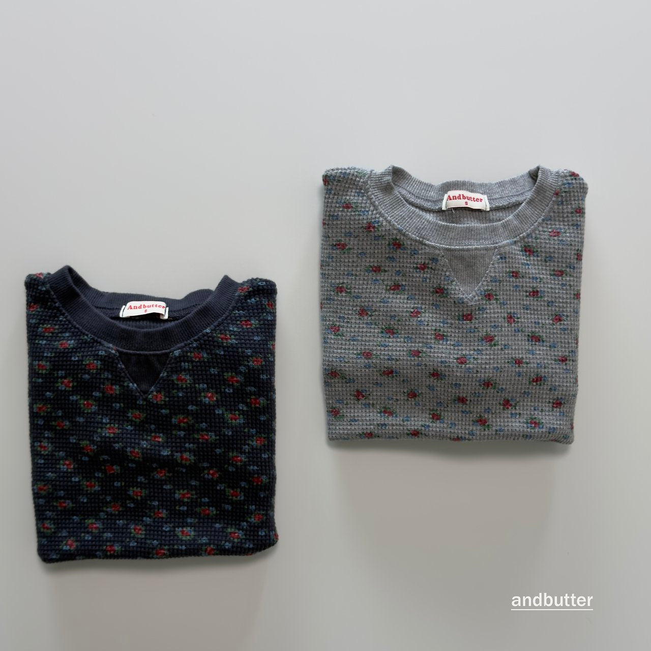 《予約》Cozy Flower T-Shirt / ANDBUTTER