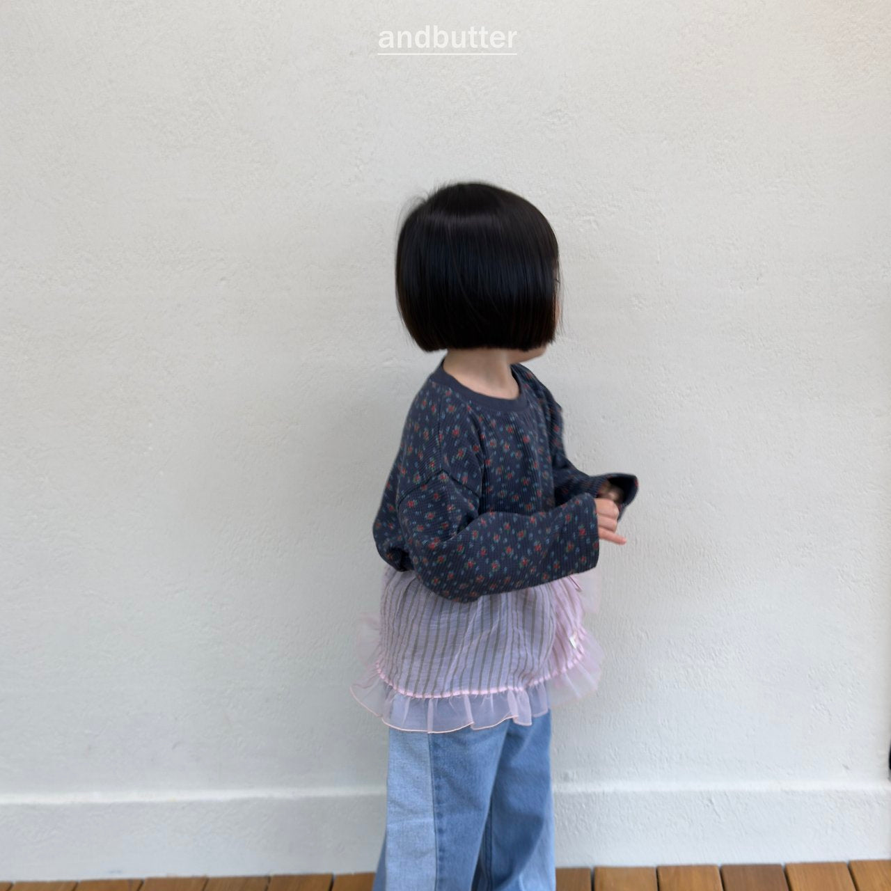 《予約》Cozy Flower T-Shirt / ANDBUTTER