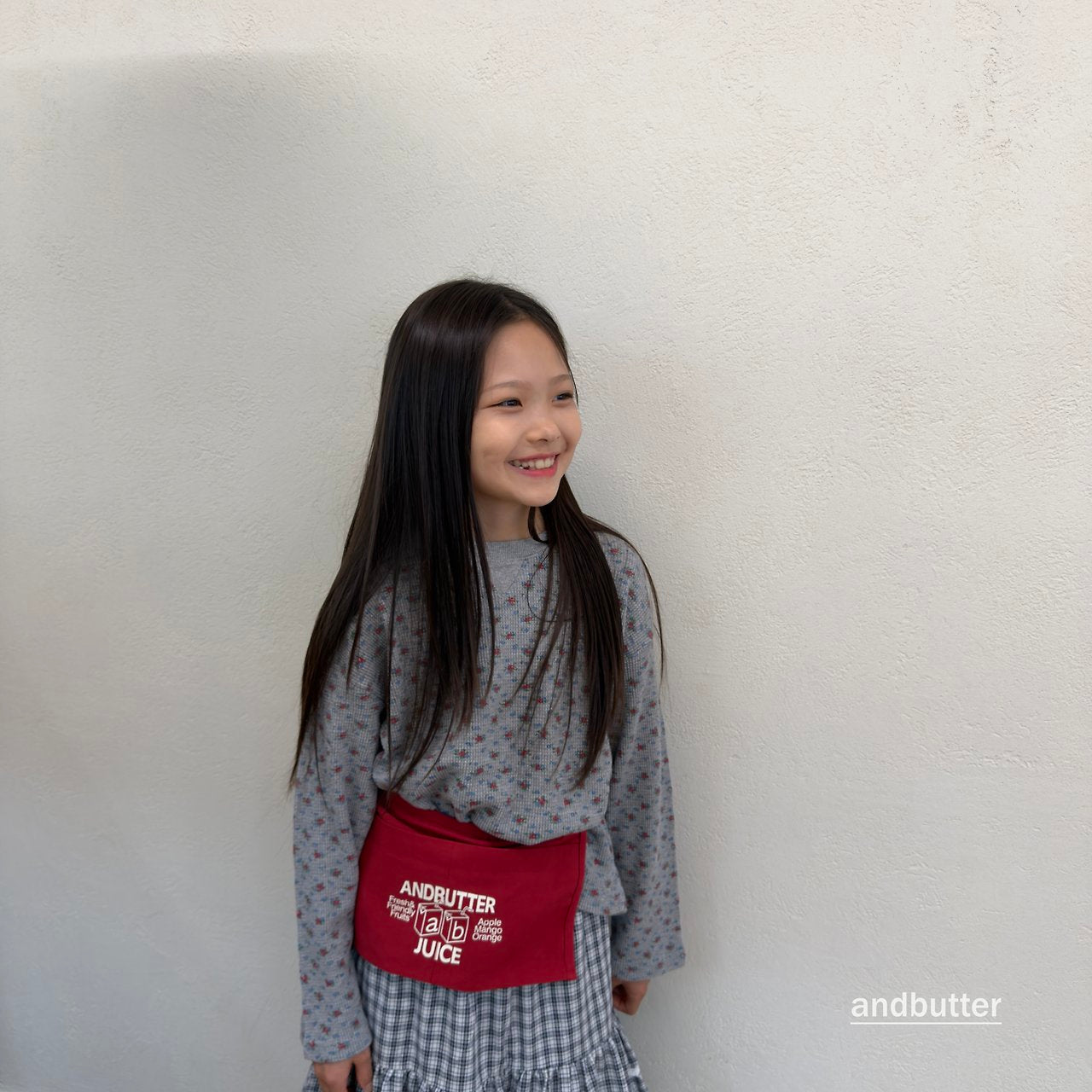 《予約》Cozy Flower T-Shirt / ANDBUTTER