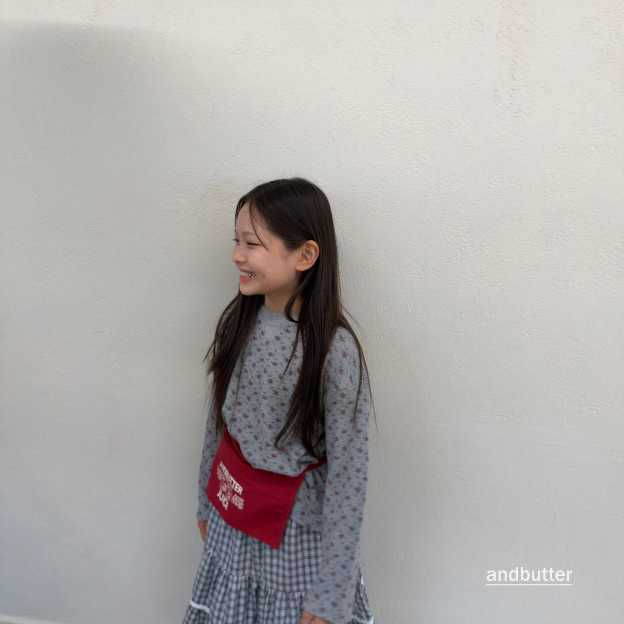 《予約》Cozy Flower T-Shirt / ANDBUTTER