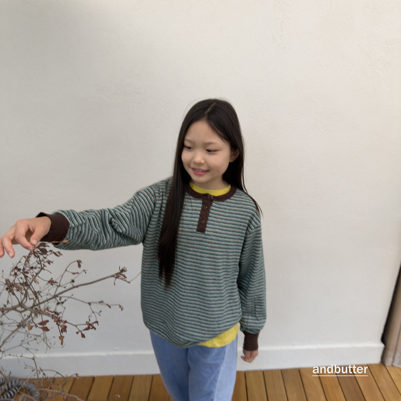 《予約》Stripe Henley T-Shirt / ANDBUTTER