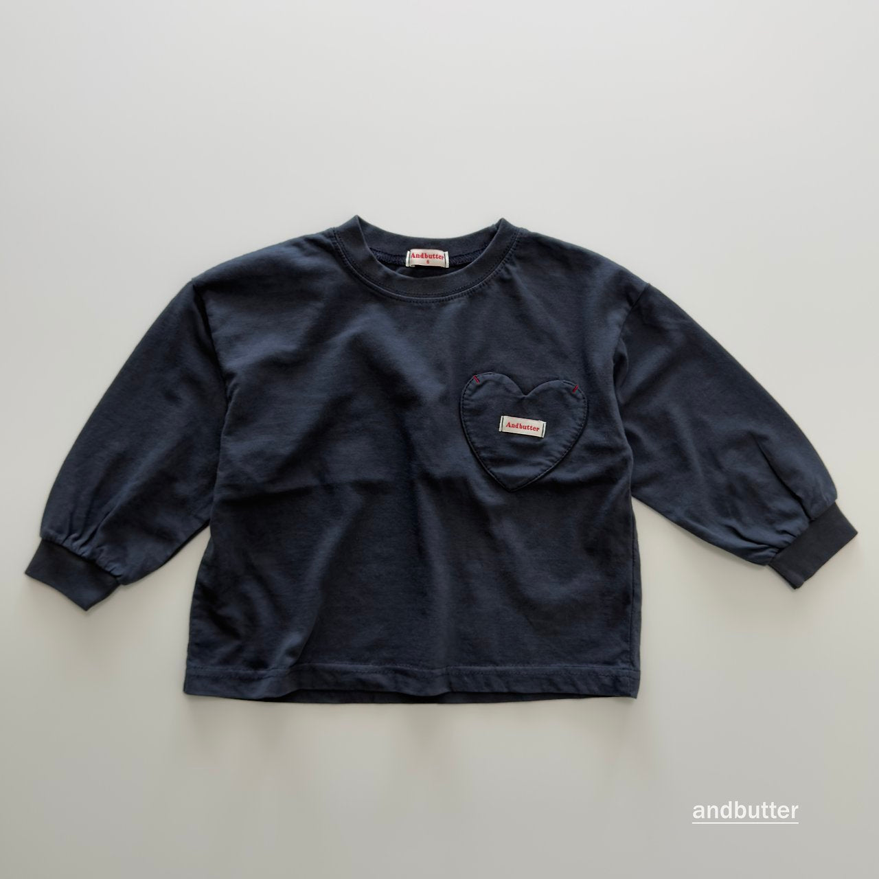 《予約》Autumn Pocket T-Shirt / ANDBUTTER